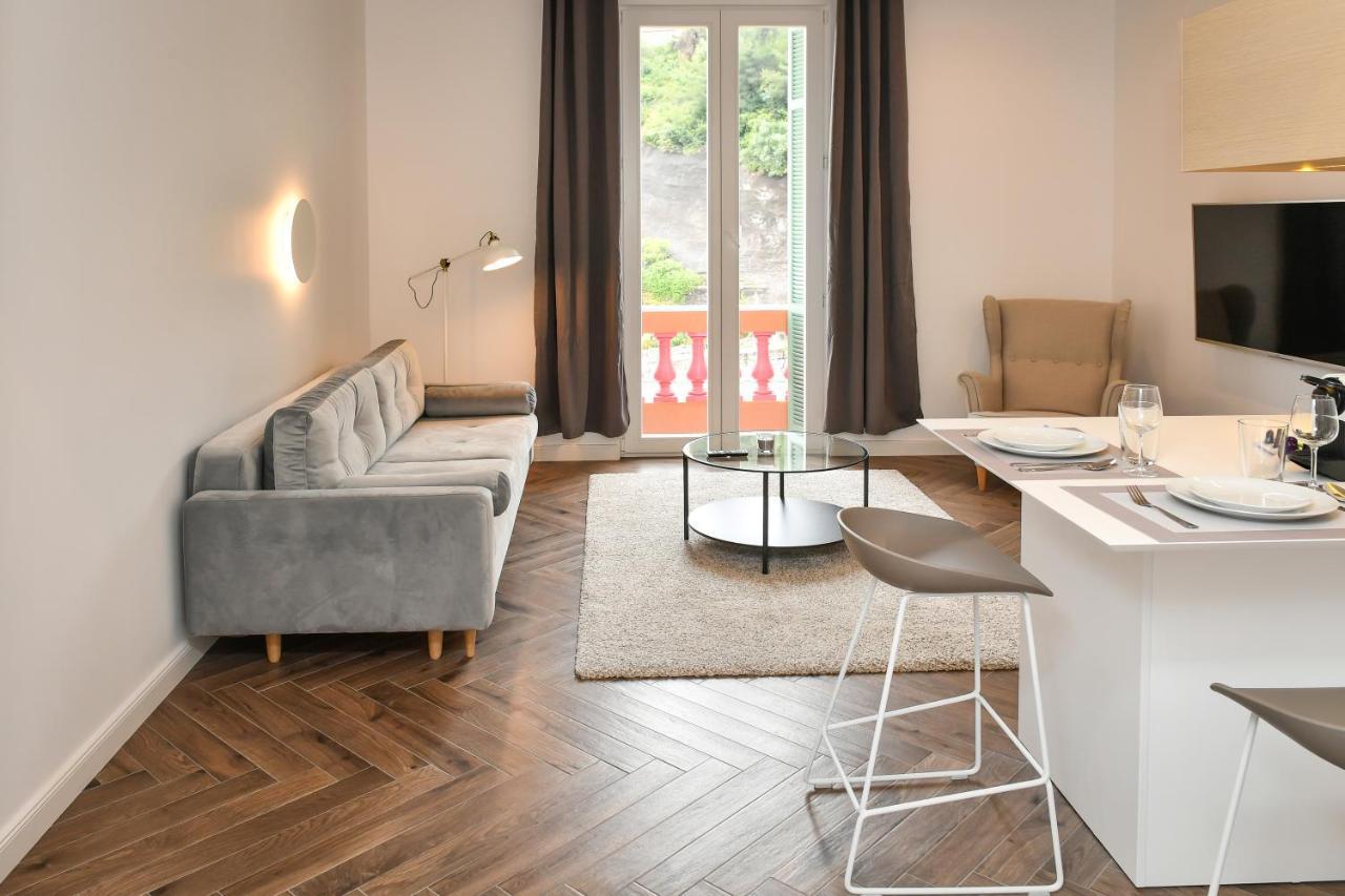 1 Bedroom Next To Monaco Apartment *